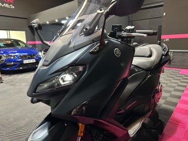 Yamaha t-max 560 tech max - garantie yamaha 02/2026 occasion simplicibike nÎmes simplicicar simplicibike france