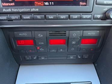 Audi s4 avant 4.2 v8 quattro boite manuelle phase 2, carnet d'entretien avec factures depuis sa première mise en...