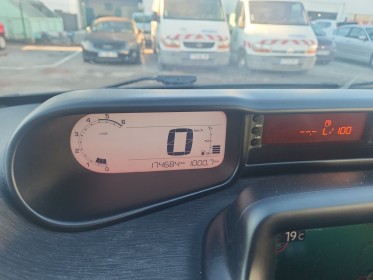 Citroen c3 picasso hdi 90 confort   gps - clim auto - garantie 12 mois occasion simplicicar frejus  simplicicar simplicibike...