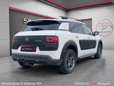 Citroen c4 cactus essence 82ch shine garantie 12 mois occasion simplicicar royan simplicicar simplicibike france