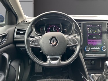 Renault megane iv berline tce 140 intens attelage carplay camera de recul garantie 12 mois occasion simplicicar colmar...