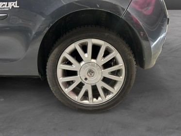 Renault clio iii rip curl 1.5 dci 85ch garantie 12 mois occasion montpellier (34) simplicicar simplicibike france