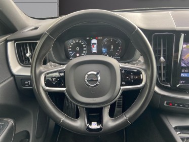 Volvo xc60 d4 awd 190 ch geartronic 8 r-design toit ouvrant apple carplay garantie 12mois occasion simplicicar...