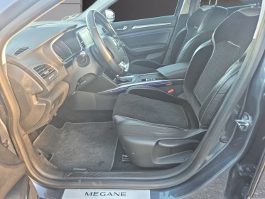 Renault megane iv estate tce 130 energy edc intens   garantie 12 mois/entretiens a jour occasion simplicicar royan...