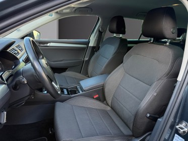 Skoda superb combi 2.0 tdi 150 scr dsg7 business occasion simplicicar toulouse sud simplicicar simplicibike france