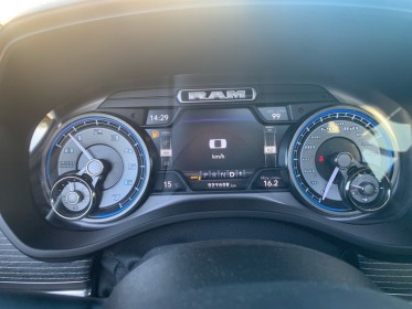 Dodge ram 1500 5.7l v8 400 ch limited night edition première main toit ouvrant/carplay/attelage garantie 12 mois occasion...