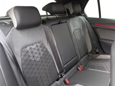 Volkswagen golf 2.0 tdi scr 150 dsg7 r-line occasion simplicicar st-maximin simplicicar simplicibike france