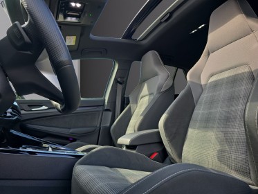 Volkswagen golf 2.0 tdi scr 200 dsg7 gtd caméra de recul toit ouvrant garantie constructeur 03/2027 occasion simplicicar...