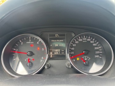 Nissan qashqai 1,6 dci à chaine/7 places/camera de recul/toit panoramique/garantie 12 mois occasion simplicicar salon de...