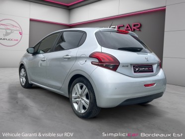 Peugeot 208 1.2 puretech 82ch bvm5 style courroie refaite, 1ere main entretien peugeot garantie 12 mois occasion simplicicar...