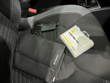 Renault clio iv tce 90 energy intens occasion simplicicar magny-en-vexin simplicicar simplicibike france