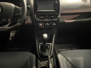 Renault clio iv business dci 75 energy business // garantie 12 mois occasion simplicicar saint-jean simplicicar simplicibike...