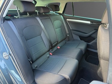 Skoda superb combi 2.0 tdi 150 scr dsg7 business attelage garantie 12 mois occasion simplicicar toulouse sud simplicicar...