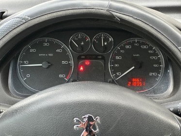 Peugeot 307 1.6 hdi 16v - 110 confort pack fap occasion cannes (06) simplicicar simplicibike france