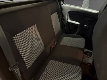 Renault twingo iii sce 65 - 20 life bluetooth phares automatiques limiteur de vitesse garantie 12 mois occasion simplicicar...