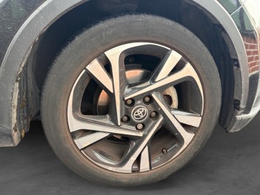Toyota c-hr hybride my22 1.8l dynamic, phases 2, carplay, caméras de recul, garantie 12 mois occasion simplicicar villejuif...