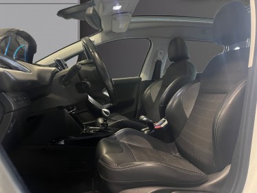 Peugeot 2008 1.2 puretech 130ch ss bvm6 allure allgrip toit pano garantie 12 mois occasion simplicicar bordeaux  simplicicar...