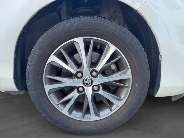 Toyota yaris my19 110 vvt-i cvt design y20 occasion simplicicar le mans simplicicar simplicibike france