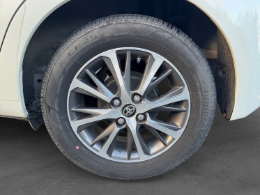 Toyota yaris my19 110 vvt-i cvt design y20 occasion simplicicar le mans simplicicar simplicibike france