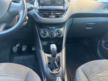 Peugeot 208 business r' 1.6 bluehdi 75 ss bvm5 business r' societe regulateur faible consommation garantie 12 mois occasion...