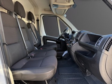 Peugeot boxer fourgon tole 3.3 t l2h2 bluehdi 120 ss bvm6  tva recuperable  garantie 12 mois occasion simplicicar angers...