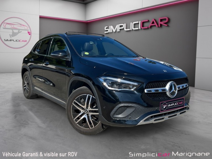 Mercedes gla 200 d 8g-dct progressive line toit ouvrant sieges chauffants garantie 12 mois occasion simplicicar marignane ...