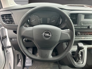 Opel vivaro cabine approfondie taille m bluehdi 120 3 places  bvm6  h1l1 garantie 12 mois état neuf financement possible...