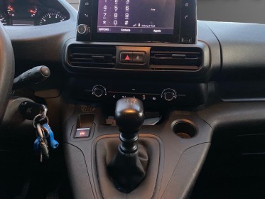 Peugeot partner fourgon standard 1000 kg bluehdi 130 ss bvm6 asphalt occasion simplicicar livry gargan simplicicar...