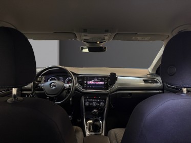 Volkswagen t-roc 1.0 tsi 115 start/stop bvm6 iq.drive - garantie 12 mois occasion simplicicar lyon ouest simplicicar...