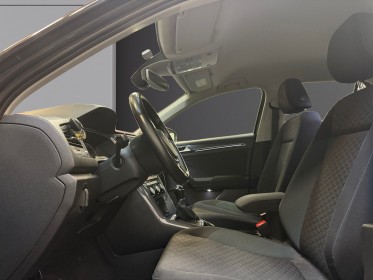 Volkswagen t-roc 1.0 tsi 115 start/stop bvm6 iq.drive - garantie 12 mois occasion simplicicar lyon ouest simplicicar...