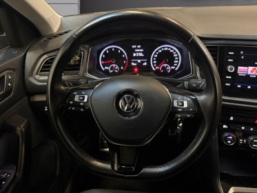 Volkswagen t-roc 1.0 tsi 115 start/stop bvm6 iq.drive - garantie 12 mois occasion simplicicar lyon ouest simplicicar...