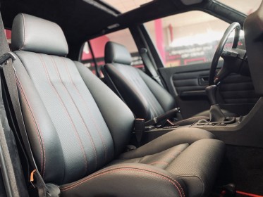 Bmw série 325 ix 4 roues motrices - 170 ch  - véhicule collection - rénovation complète occasion simplicicar annecy...