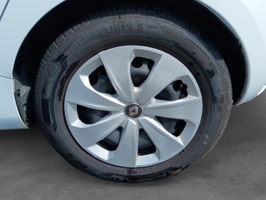 Renault zoe e-tech electrique e-tech  52 kw 110ch finition life s/s occasion réunion ville st pierre simplicicar...