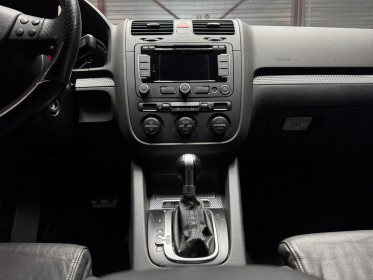 Volkswagen golf r32 3.2 v6 250 4motion dsg occasion simplicicar pau simplicicar simplicibike france