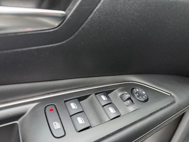 Peugeot 3008 1.5 bluehdi allure 130ch ss eat8 | toit ouvrant || garantie 12 mois || occasion osny simplicicar simplicibike...