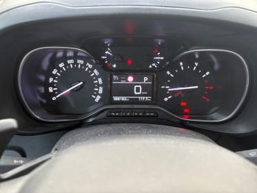 Citroen berlingo taille m  130 ss eat8 rip curl boite auto/ caméra de recul/ carplay  garantie 12 mois occasion simplicicar...