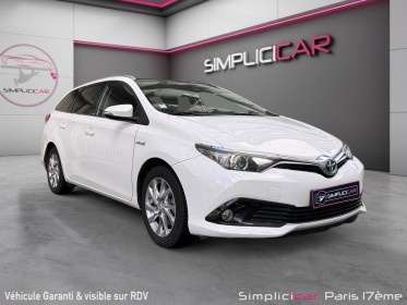 Toyota auris touring sports my17 hybride 136h design/entretien a jour/garantie 12 mois occasion paris 17ème (75)(porte...