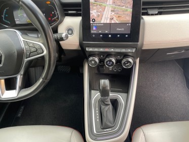 Renault clio v e-tech 140 - 21n initiale paris / apple et android carplay / camÉra 360° / garantie 12 mois occasion paris...