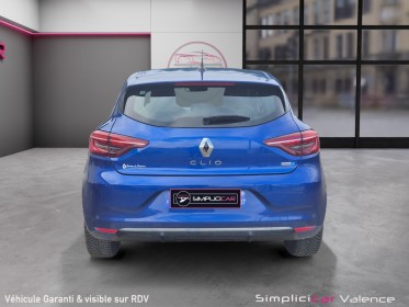 Renault clio v e-tech 140 intens carplay caméra led interieur 4 pneus neufs garantie 12 mois occasion simplicicar valence -...