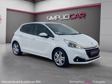 Peugeot 208 bluehdi 100ch ss bvm5 signature régulateur bluetooth ecran tactile garantie 12 mois occasion barberey...