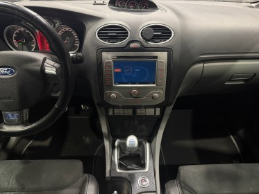 Ford focus rs 2.5t - 305 ch - garantie 12 mois occasion simplicicar lyon ouest simplicicar simplicibike france