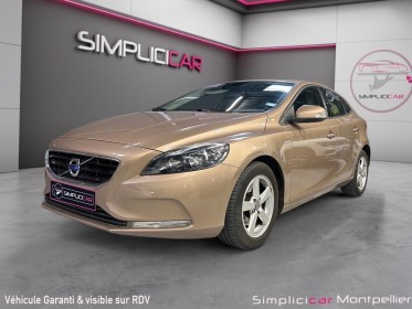 Volvo v40 t2 120 ch momentum garantie 12 mois occasion montpellier (34) simplicicar simplicibike france