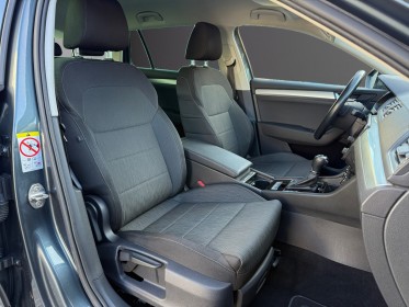 Skoda superb combi 2.0 tdi 150 dsg7 business attelage camera de recul garantie 12 mois occasion simplicicar toulouse sud...