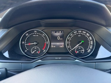 Skoda superb combi 2.0 tdi 150 dsg7 business attelage camera de recul garantie 12 mois occasion simplicicar toulouse sud...