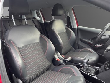 Peugeot 2008 1.6 bluehdi 100ch bvm5 gt line garantie 12mois occasion parc voitures beauvais simplicicar simplicibike france