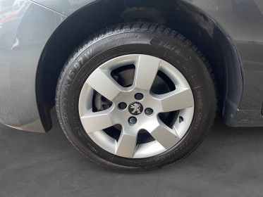 Peugeot 5008 130ch bvm6 active 7 places garantie 12mois occasion parc voitures beauvais simplicicar simplicibike france