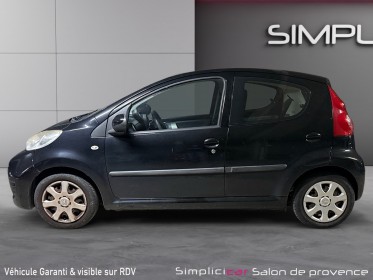 Peugeot 107 1.0e 12v 68ch/vitres électriques/climatisation/entretien à jour/garantie occasion simplicicar salon de provence...