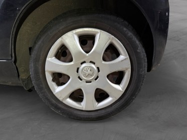 Peugeot 107 1.0e 12v 68ch/vitres électriques/climatisation/entretien à jour/garantie occasion simplicicar salon de provence...