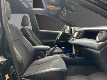 Toyota rav4 hybride rc18 pro pro 2wd black edition toit ouvrant garantie 12 mois occasion montreuil (porte de vincennes)(75)...