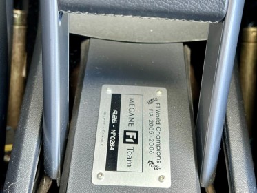 Renault megane coupe rs 230ch r26 f1 team n°264 occasion simplicicar la fleche simplicicar simplicibike france